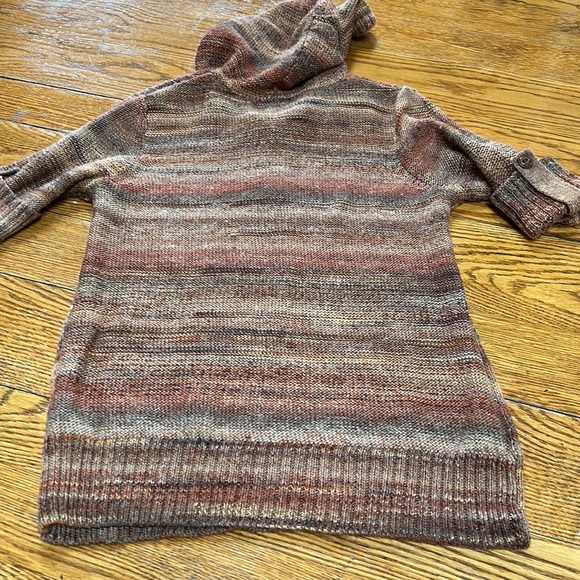 Ponsesa hoodie style sweater.  Cable knit brown & tan.  Size large. - Picture 12 of 12